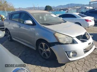 ✅ 2009 Pontiac Vibe GT • VIN: 5Y2SR67079Z432181 • Lot: 43807347. Wystawiony na IAAI z przebiegiem 156 202 mil. Bezpłatny archiwum sprzedaży aukcyjnych z USA i szczegółowy raport historii pojazdu na DreamBid. Zdjęcie 1.