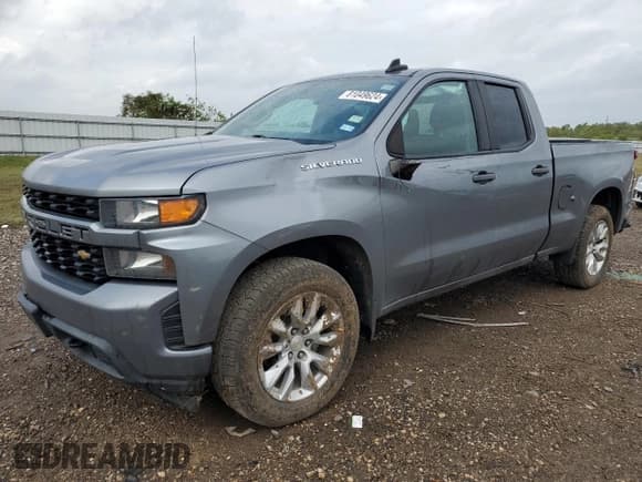 ✅ 2020 Chevrolet Silverado 1500 Custom • VIN: 1GCRWBEF3LZ191136 • Lot: 81049624. Wystawiony na Copart z przebiegiem 77 711 mil. Bezpłatny archiwum sprzedaży aukcyjnych z USA i szczegółowy raport historii pojazdu na DreamBid. Zdjęcie 1.