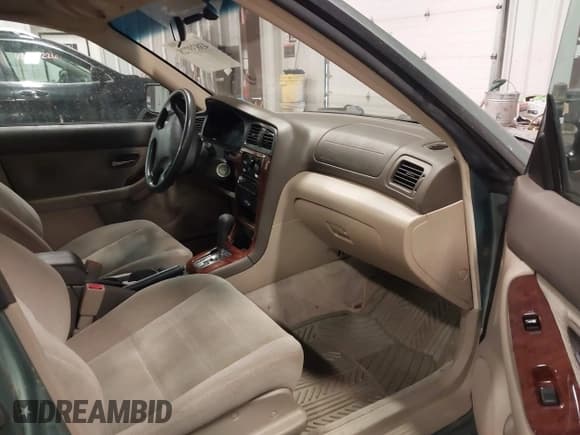 ✅ 2004 Subaru Legacy Outback • VIN: 4S3BH675847623675 • Lot: 43839728. Listed on IAAI with 142,911 mi. Free auction sales archive from the USA and detailed vehicle history report at DreamBid. Image 5.