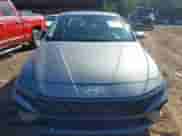 2025 Hyundai Elantra Limited z VIN KMHLP4DG8SU892402, wystawiony jako IAAI lot #43599758 z przebiegiem 16 587 mil mil oraz . Historia ofert i sprzedaży dostępna na DreamBid. Obrazek 6.