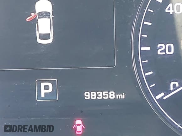 ✅ 2017 Genesis G80 3.8L • VIN: KMHGN4JE3HU195139 • Lot: 42581220. Wystawiony na IAAI z przebiegiem 98 358 mil. Bezpłatny archiwum sprzedaży aukcyjnych z USA i szczegółowy raport historii pojazdu na DreamBid. Zdjęcie 16.