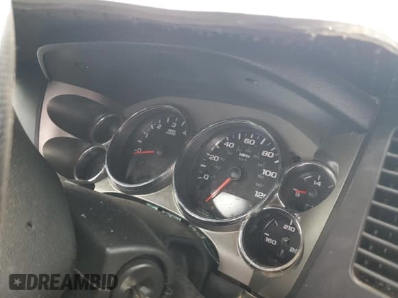 ✅ 2008 Chevrolet Silverado 2500HD 1LT • VIN: 1GCHK29K88E200314 • Lot: 61557165. Wystawiony na Copart z przebiegiem Nie podano. Bezpłatny archiwum sprzedaży aukcyjnych z USA i szczegółowy raport historii pojazdu na DreamBid. Zdjęcie 9.