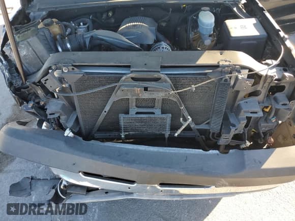 ✅ 2004 Chevrolet Silverado 2500HD LT • VIN: 1GCHC23U24F233529 • Lot: 82808404. Listed on Copart with Not provided. Free auction sales archive from the USA and detailed vehicle history report at DreamBid. Image 11.