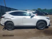 ✅ 2023 Lexus NX 350 Premium • VIN: 2T2GGCEZ2PC026078 • Lot: 43215682. Wystawiony na IAAI z przebiegiem 49 212 mil. Bezpłatny archiwum sprzedaży aukcyjnych z USA i szczegółowy raport historii pojazdu na DreamBid. Zdjęcie 14.