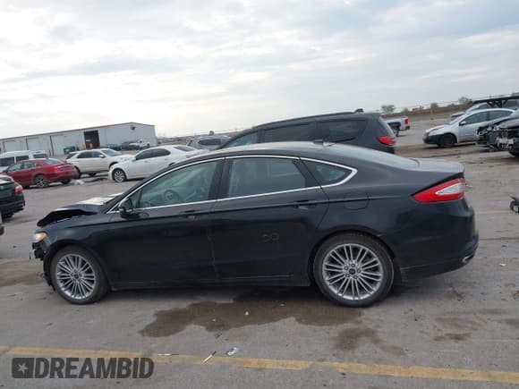 ✅ 2016 Ford Fusion SE • VIN: 3FA6P0H96GR286493 • Лот: 43449427. Опубликован ранее на IAAI с пробегом 137 275 миль. Бесплатный доступ к архиву аукционных продаж из США и подробный отчёт об истории автомобиля на DreamBid. Изображение 15.