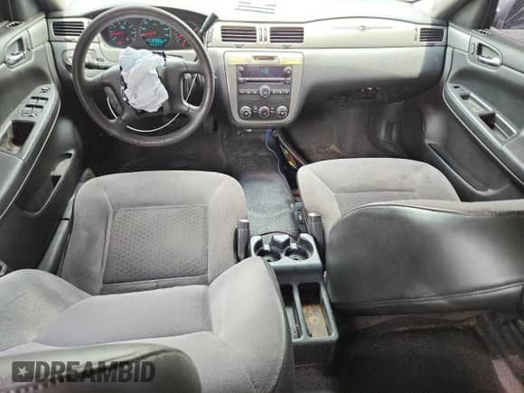 2016 Chevrolet Impala Police Police with VIN 2G1WD5E39G1131742, listed as a Copart auction lot 62647985 with 161,673 mi miles and Salvage title. Bid and sale history available at DreamBid. Image 8.