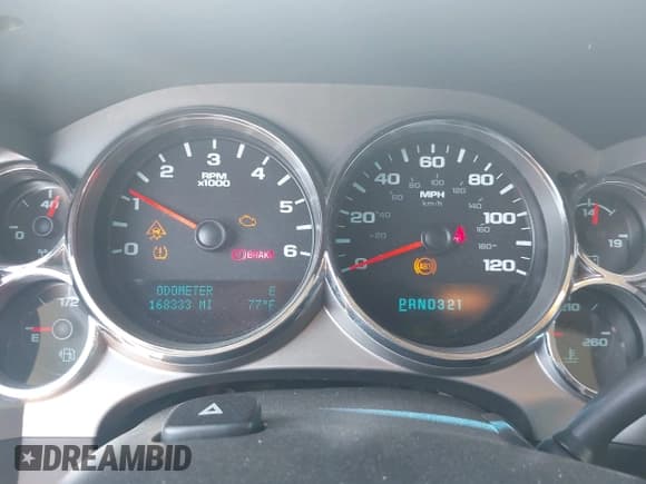 ✅ 2011 GMC Sierra 1500 SLE • VIN: 1GTR1VEA2BZ161077 • Lot: 42299431. Wystawiony na IAAI z przebiegiem 168 333 mil. Bezpłatny archiwum sprzedaży aukcyjnych z USA i szczegółowy raport historii pojazdu na DreamBid. Zdjęcie 7.