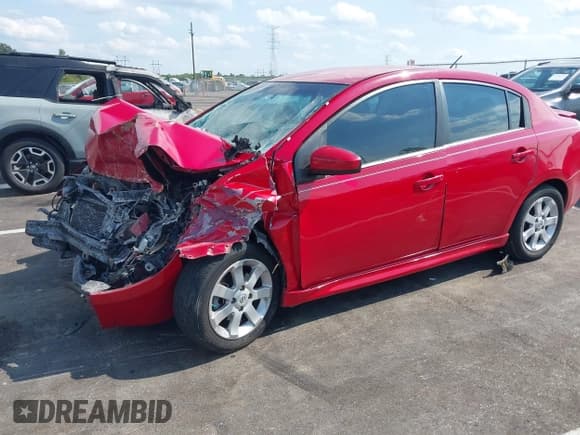 ✅ 2012 Nissan Sentra S • VIN: 3N1AB6AP7CL704851 • Lot: 43137415. Wystawiony na IAAI z przebiegiem Nie podano. Bezpłatny archiwum sprzedaży aukcyjnych z USA i szczegółowy raport historii pojazdu na DreamBid. Zdjęcie 2.