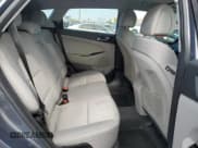 ✅ 2017 Hyundai Tucson SE • VIN: KM8J3CA45HU258206 • Лот: 91107765. Опубликован ранее на Copart с пробегом 172 046 миль. Бесплатный доступ к архиву аукционных продаж из США и подробный отчёт об истории автомобиля на DreamBid. Изображение 10.