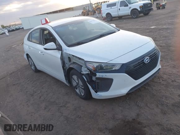 ✅ 2017 Hyundai Ioniq Blue • VIN: KMHC65LC2HU050185 • Lot: 42071522. Wystawiony na IAAI z przebiegiem 105 186 mil. Bezpłatny archiwum sprzedaży aukcyjnych z USA i szczegółowy raport historii pojazdu na DreamBid. Zdjęcie 1.