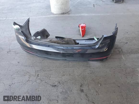 2017 Hyundai Sonata SE с VIN 5NPE24AF5HH555129, выставлен на аукционе Copart как лот 82622995 с пробегом 95 868 миль миль и Списание • Salvage title. История ставок и продаж доступна на DreamBid. Изображение 12.