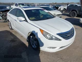 ✅ 2013 Hyundai Sonata SE • VIN: 5NPEC4AC4DH778629 • Lot: 43875389. Wystawiony na IAAI z przebiegiem 176 240 mil. Bezpłatny archiwum sprzedaży aukcyjnych z USA i szczegółowy raport historii pojazdu na DreamBid. Zdjęcie 1.
