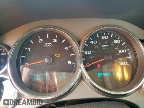 ✅ 2010 Chevrolet Silverado 2500HD LT • VIN: 1GC4KXB62AF119964 • Lot: 64187695. Wystawiony na Copart z przebiegiem 159 844 mil. Bezpłatny archiwum sprzedaży aukcyjnych z USA i szczegółowy raport historii pojazdu na DreamBid. Zdjęcie 9.