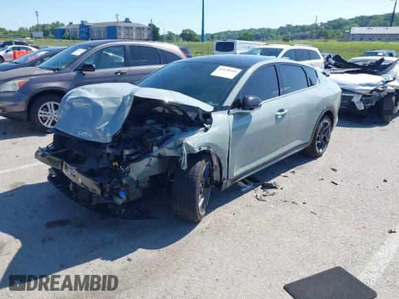 ✅ 2025 Kia K4 GT-Line • VIN: 3KPFW4DE9SE066756 • Lot: 42628609. Wystawiony na IAAI z przebiegiem Nie podano. Bezpłatny archiwum sprzedaży aukcyjnych z USA i szczegółowy raport historii pojazdu na DreamBid. Zdjęcie 17.