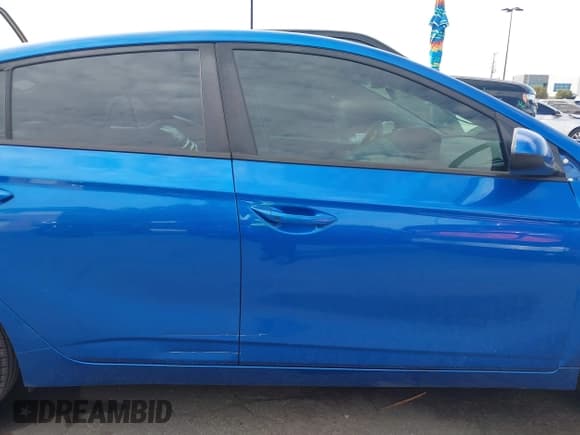 ✅ 2017 Hyundai Ioniq Blue • VIN: KMHC65LC1HU022166 • Lot: 41685588. Wystawiony na IAAI z przebiegiem 142 820 mil. Bezpłatny archiwum sprzedaży aukcyjnych z USA i szczegółowy raport historii pojazdu na DreamBid. Zdjęcie 14.