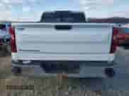 2022 Chevrolet Silverado 1500 Work Truck z VIN 2GCUDAED0N1512425, wystawiony jako Copart lot #86004394 z przebiegiem 28 649 mil mil oraz Czysty tytuł • Clean title. Historia ofert i sprzedaży dostępna na DreamBid. Obrazek 6.