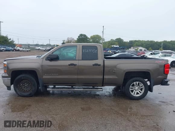 ✅ 2014 Chevrolet Silverado 1500 LT • VIN: 1GCVKREC5EZ328220 • Лот: 43271458. Опубликован ранее на IAAI с пробегом 217 581 миль. Бесплатный доступ к архиву аукционных продаж из США и подробный отчёт об истории автомобиля на DreamBid. Изображение 15.