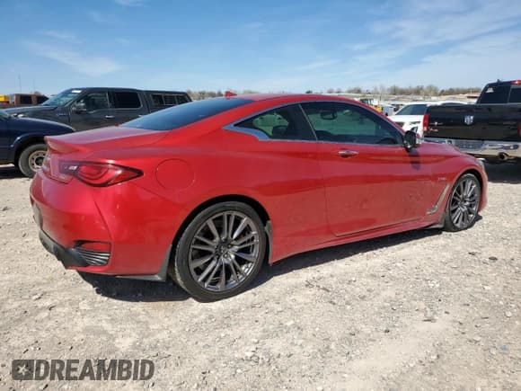 ✅ 2017 Infiniti Q60 Red Sport 400 • VIN: JN1FV7EK7HM610502 • Лот: 48814725. Опубликован ранее на Copart с пробегом 94 925 миль. Бесплатный доступ к архиву аукционных продаж из США и подробный отчёт об истории автомобиля на DreamBid. Изображение 3.