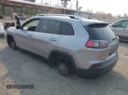 ✅ 2019 Jeep Cherokee Latitude Plus • VIN: 1C4PJMLB3KD288043 • Лот: 43130930. Опубликован ранее на IAAI с пробегом 193 872 миль. Бесплатный доступ к архиву аукционных продаж из США и подробный отчёт об истории автомобиля на DreamBid. Изображение 3.