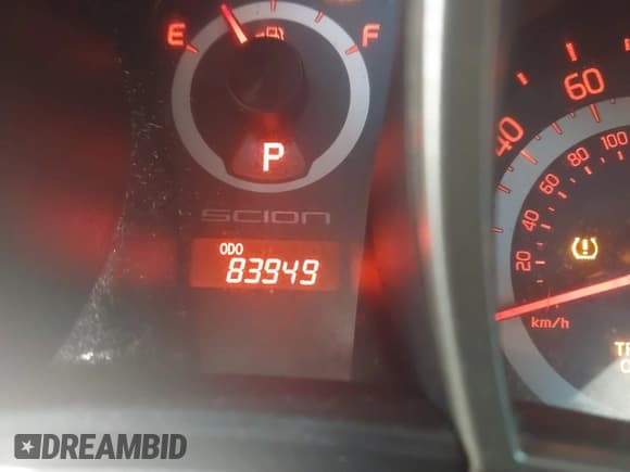 ✅ 2013 Scion tC • VIN: JTKJF5C74D3057890 • Lot: 43337109. Wystawiony na IAAI z przebiegiem 83 949 mil. Bezpłatny archiwum sprzedaży aukcyjnych z USA i szczegółowy raport historii pojazdu na DreamBid. Zdjęcie 16.