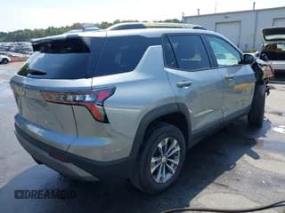 ✅ 2025 Chevrolet Equinox AWD LT • VIN: 3GNAXPEG0SL111031 • Lot: 42959519. Wystawiony na IAAI z przebiegiem 21 560 mil. Bezpłatny archiwum sprzedaży aukcyjnych z USA i szczegółowy raport historii pojazdu na DreamBid. Zdjęcie 4.