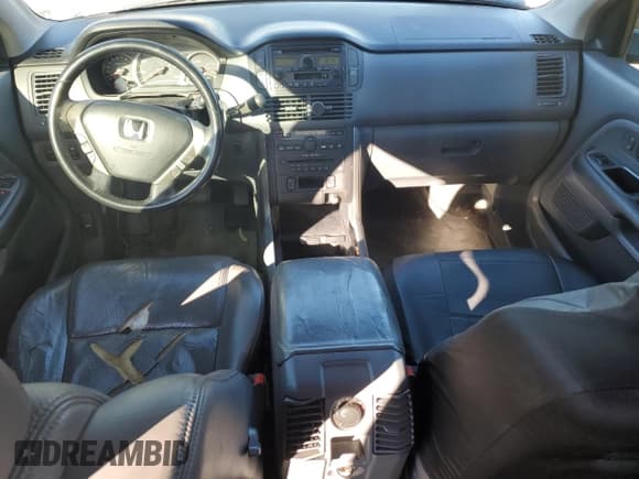 ✅ 2005 Honda Pilot EX-L • VIN: 5FNYF18565B055939 • Lot: 90927575. Wystawiony na Copart z przebiegiem 138 911 mil. Bezpłatny archiwum sprzedaży aukcyjnych z USA i szczegółowy raport historii pojazdu na DreamBid. Zdjęcie 8.