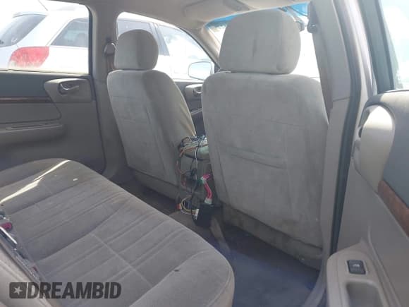 ✅ 2001 Chevrolet Impala • VIN: 2G1WF52E719364947 • Лот: 43094229. Опубликован ранее на IAAI с пробегом Не указан. Бесплатный доступ к архиву аукционных продаж из США и подробный отчёт об истории автомобиля на DreamBid. Изображение 8.