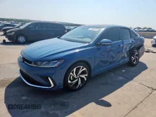 ✅ 2025 Volkswagen Jetta SEL • VIN: 3VWGX7BUXSM076096 • Lot: 81090705. Wystawiony na Copart z przebiegiem 5 184 mil. Bezpłatny archiwum sprzedaży aukcyjnych z USA i szczegółowy raport historii pojazdu na DreamBid. Zdjęcie 1.