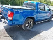 ✅ 2017 Toyota Tacoma SR5 • VIN: 5TFCZ5AN3HX058052 • Лот: 43003684. Опубликован ранее на IAAI с пробегом 99 275 миль. Бесплатный доступ к архиву аукционных продаж из США и подробный отчёт об истории автомобиля на DreamBid. Изображение 4.
