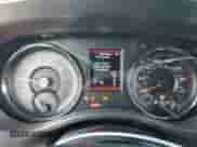 2012 Dodge Charger SE z VIN 2C3CDXBGXCH197655, wystawiony jako Copart lot #82425155 z przebiegiem 180 152 mil mil oraz Szkoda całkowita • Salvage title. Historia ofert i sprzedaży dostępna na DreamBid. Obrazek 9.