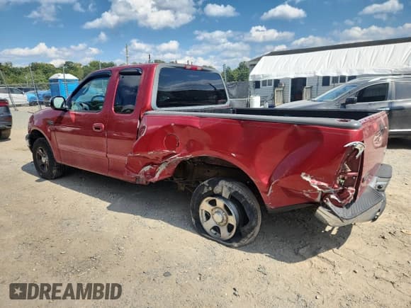 ✅ 2001 Ford F-150 • VIN: 2FTZX172X1CA36840 • Lot: 71520155. Wystawiony na Copart z przebiegiem 131 203 mil. Bezpłatny archiwum sprzedaży aukcyjnych z USA i szczegółowy raport historii pojazdu na DreamBid. Zdjęcie 2.