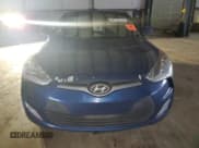 ✅ 2017 Hyundai Veloster • VIN: KMHTC6AD3HU311561 • Lot: 82177124. Wystawiony na Copart z przebiegiem 106 823 mil. Bezpłatny archiwum sprzedaży aukcyjnych z USA i szczegółowy raport historii pojazdu na DreamBid. Zdjęcie 5.