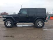 ✅ 2012 Jeep Wrangler Unlimited Sahara • VIN: 1C4BJWEG5CL158609 • Lot: 43785608. Wystawiony na IAAI z przebiegiem 199 724 mil. Bezpłatny archiwum sprzedaży aukcyjnych z USA i szczegółowy raport historii pojazdu na DreamBid. Zdjęcie 15.