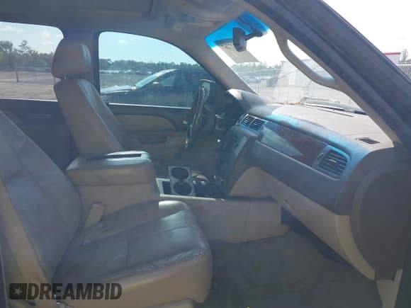 ✅ 2011 GMC Sierra 1500 SLT • VIN: 3GTP2WE37BG123629 • Лот: 42327267. Опубликован ранее на IAAI с пробегом Не указан. Бесплатный доступ к архиву аукционных продаж из США и подробный отчёт об истории автомобиля на DreamBid. Изображение 5.