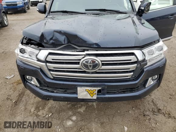 ✅ 2018 Toyota Land Cruiser • VIN: JTMCY7AJ1J4070283 • Лот: 86083754. Опубликован ранее на Copart с пробегом 32 767 миль. Бесплатный доступ к архиву аукционных продаж из США и подробный отчёт об истории автомобиля на DreamBid. Изображение 12.