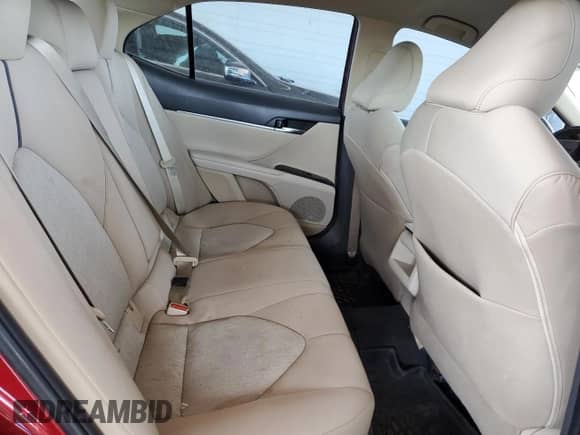 2021 Toyota Camry LE z VIN 4T1C11BK9MU021941, wystawiony jako Copart lot #68309295 z przebiegiem 59 522 mil mil oraz Szkoda całkowita • Salvage title. Historia ofert i sprzedaży dostępna na DreamBid. Obrazek 10.