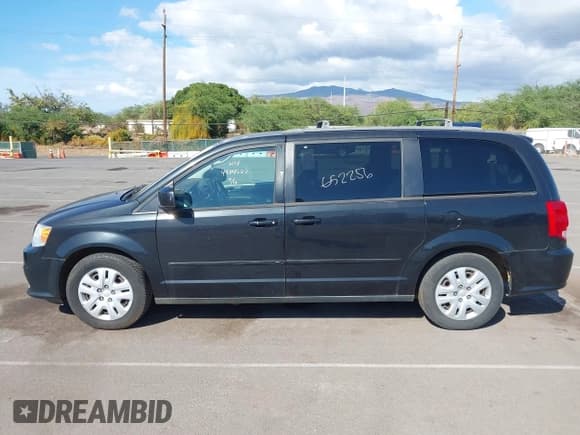 ✅ 2015 Dodge Grand Caravan SXT • VIN: 2C4RDGCG0FR652256 • Lot: 43812116. Listed on IAAI with 81,803 mi. Free auction sales archive from the USA and detailed vehicle history report at DreamBid. Image 14.