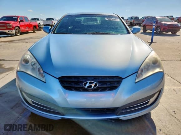 ✅ 2010 Hyundai Genesis Coupe Track • VIN: KMHHU6KHXAU012840 • Lot: 92230285. Listed on Copart with 218,466 mi. Free auction sales archive from the USA and detailed vehicle history report at DreamBid. Image 5.