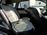 ✅ 2016 Mazda CX-5 Grand Touring • VIN: JM3KE2DY4G0761993 • Lot: 53204265. Wystawiony na Copart z przebiegiem 184 249 mil. Bezpłatny archiwum sprzedaży aukcyjnych z USA i szczegółowy raport historii pojazdu na DreamBid. Zdjęcie 11.