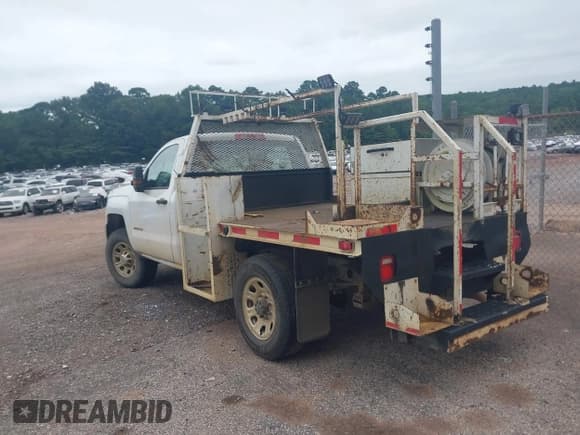 ✅ 2015 Chevrolet Silverado 2500HD Work Truck • VIN: 1GB0CUEG7FZ539406 • Лот: 42853047. Опубликован ранее на IAAI с пробегом 221 390 миль. Бесплатный доступ к архиву аукционных продаж из США и подробный отчёт об истории автомобиля на DreamBid. Изображение 6.