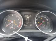 ✅ 2017 Volkswagen Jetta SEL • VIN: 3VWL17AJ7HM413971 • Lot: 70950465. Wystawiony na Copart z przebiegiem 76 220 mil. Bezpłatny archiwum sprzedaży aukcyjnych z USA i szczegółowy raport historii pojazdu na DreamBid. Zdjęcie 9.