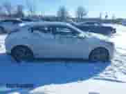 2019 Hyundai Veloster Premium with VIN KMHTG6AFXKU018415, listed as a IAAI auction lot 41575175 with 71,978 mi miles and . Bid and sale history available at DreamBid. Image 13.