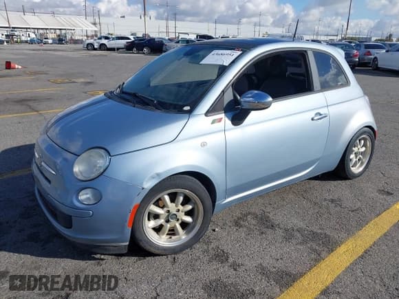 ✅ 2013 FIAT 500 Pop • VIN: 3C3CFFAR9DT686192 • Лот: 43686951. Опубликован ранее на IAAI с пробегом 42 950 миль. Бесплатный доступ к архиву аукционных продаж из США и подробный отчёт об истории автомобиля на DreamBid. Изображение 2.