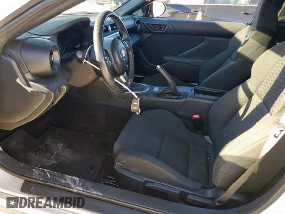 ✅ 2022 Toyota 86 • VIN: JF1ZNBB19N9753822 • Lot: 91505805. Listed on Copart with 33,423 mi. Free auction sales archive from the USA and detailed vehicle history report at DreamBid. Image 7.