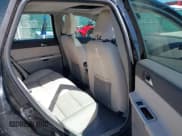 ✅ 2011 Volvo V50 • VIN: YV1672MW0B2612250 • Lot: 41781498. Listed on IAAI with 106 mi. Free auction sales archive from the USA and detailed vehicle history report at DreamBid. Image 8.