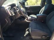 ✅ 2019 Toyota Tacoma TRD Off Road • VIN: 5TFCZ5ANXKX177823 • Lot: 68167075. Wystawiony na Copart z przebiegiem 134 818 mil. Bezpłatny archiwum sprzedaży aukcyjnych z USA i szczegółowy raport historii pojazdu na DreamBid. Zdjęcie 7.