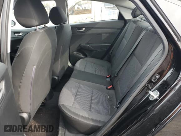 ✅ 2018 Hyundai Accent SE • VIN: 3KPC24A38JE012137 • Лот: 52497675. Опубликован ранее на Copart с пробегом 93 392 миль. Бесплатный доступ к архиву аукционных продаж из США и подробный отчёт об истории автомобиля на DreamBid. Изображение 10.