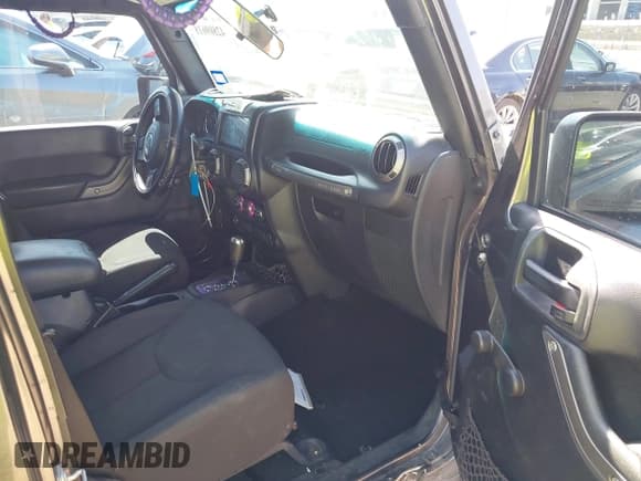 ✅ 2016 Jeep Wrangler Unlimited Freedom • VIN: 1C4BJWDG7GL286907 • Lot: 42809618. Listed on IAAI with 122,649 mi. Free auction sales archive from the USA and detailed vehicle history report at DreamBid. Image 5.