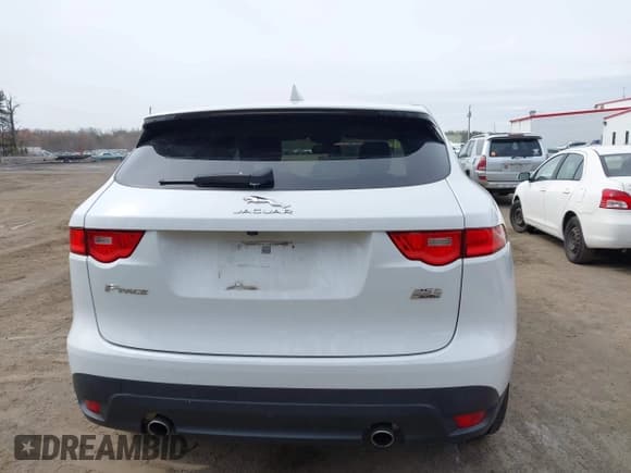 ✅ 2018 Jaguar F-Pace 25t Premium • VIN: SADCJ2FX7JA295057 • Лот: 41912916. Опубликован ранее на IAAI с пробегом 58 696 миль. Бесплатный доступ к архиву аукционных продаж из США и подробный отчёт об истории автомобиля на DreamBid. Изображение 17.