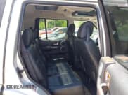 ✅ 2006 Land Rover LR3 SE • VIN: SALAE25476A365896 • Lot: 42276106. Listed on IAAI with 142,940 mi. Free auction sales archive from the USA and detailed vehicle history report at DreamBid. Image 8.